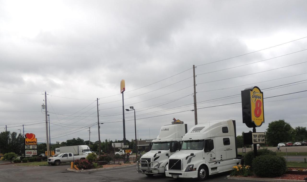 Super 8 By Wyndham Mifflinville Near Bloomsburg Exteriör bild