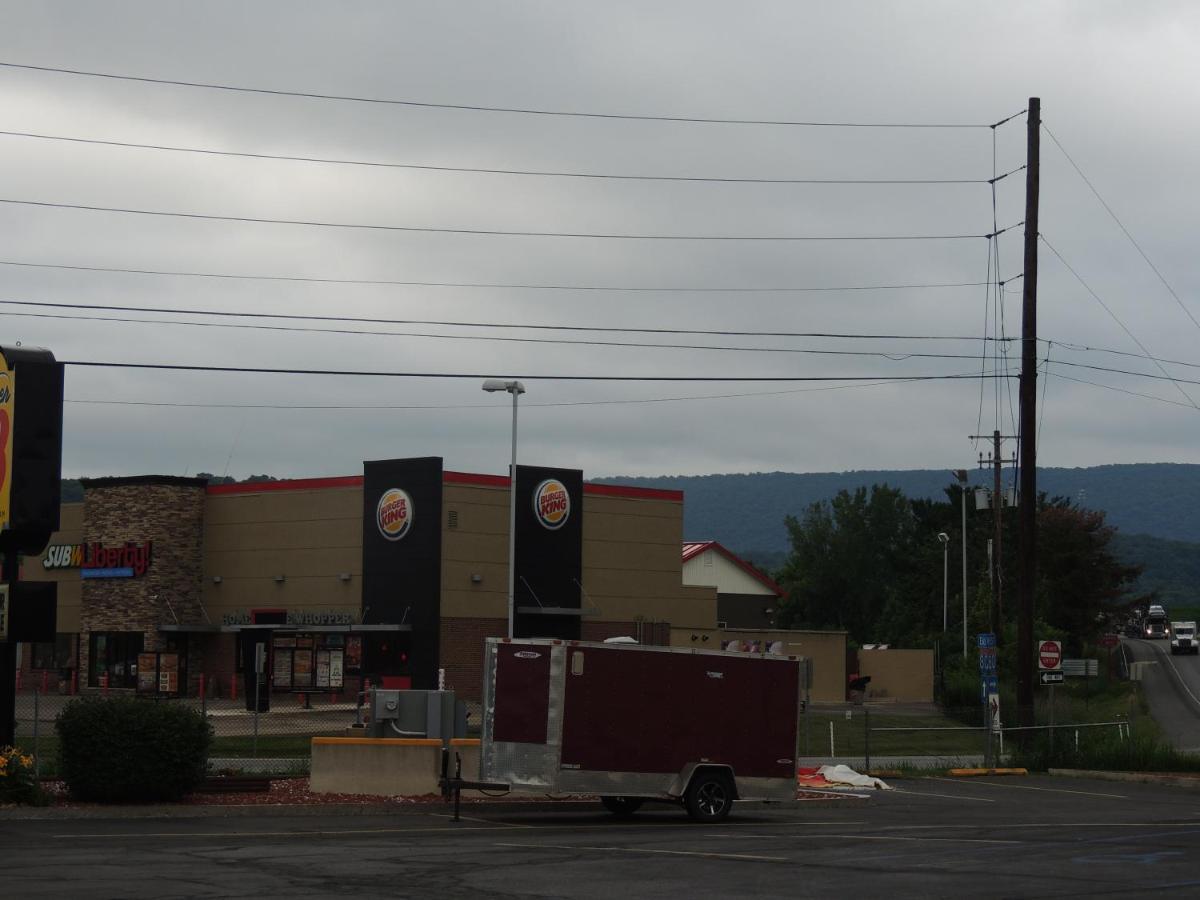 Super 8 By Wyndham Mifflinville Near Bloomsburg Exteriör bild