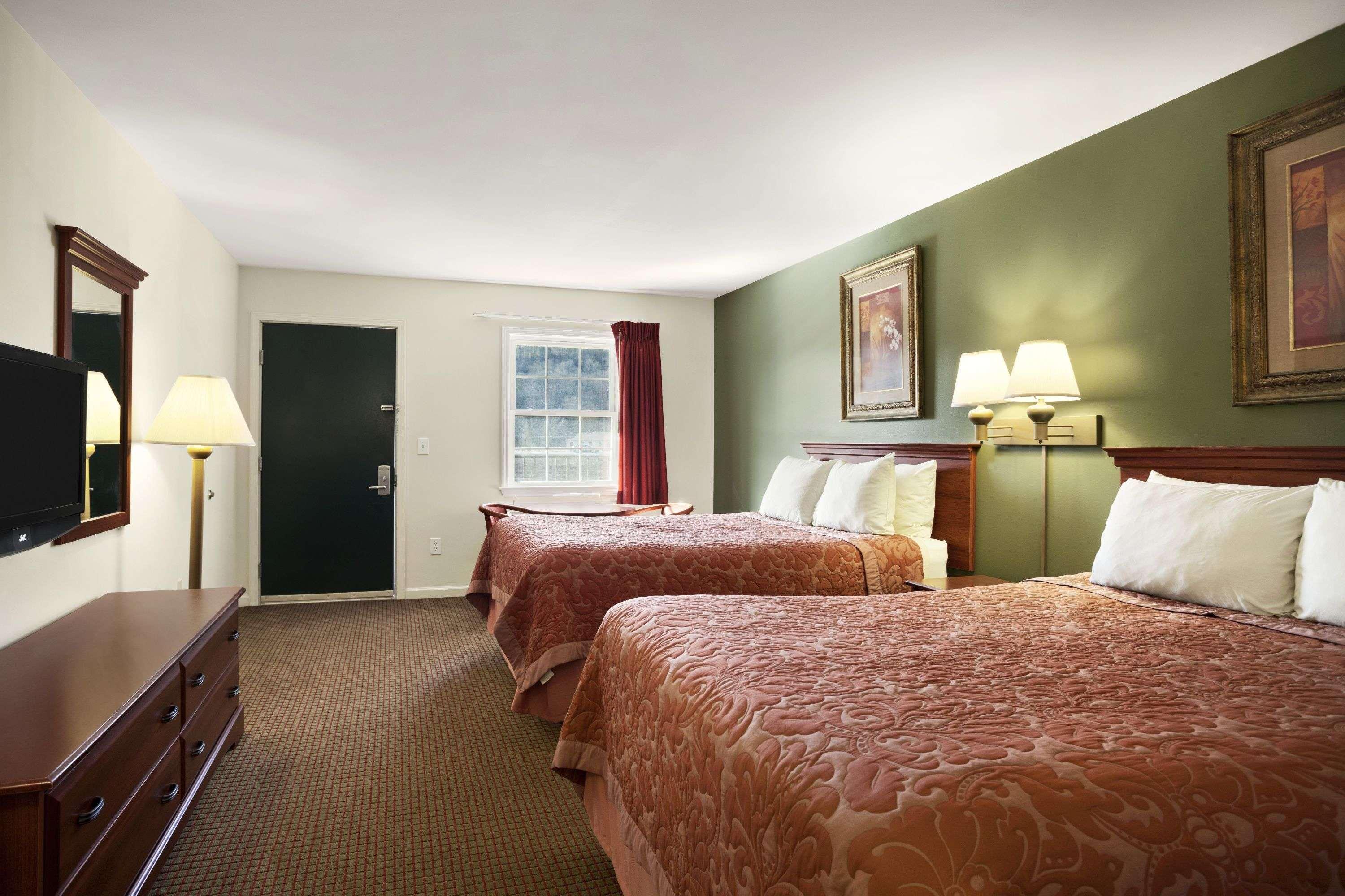 Super 8 By Wyndham Mifflinville Near Bloomsburg Exteriör bild
